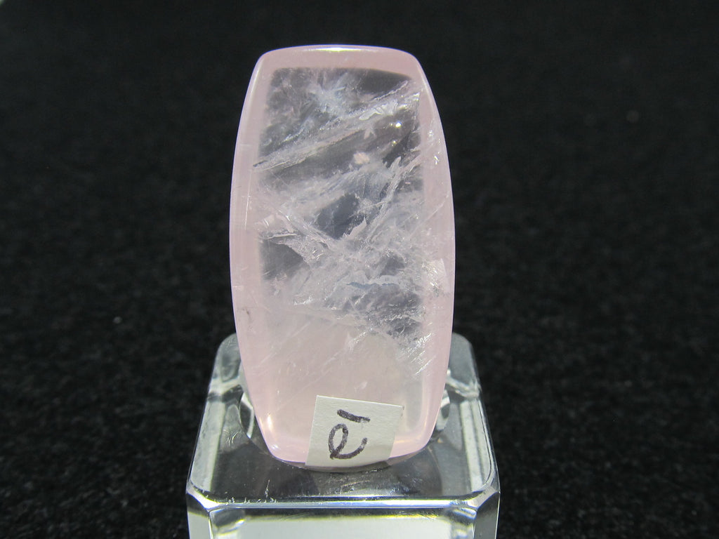 cabochon rose quartz